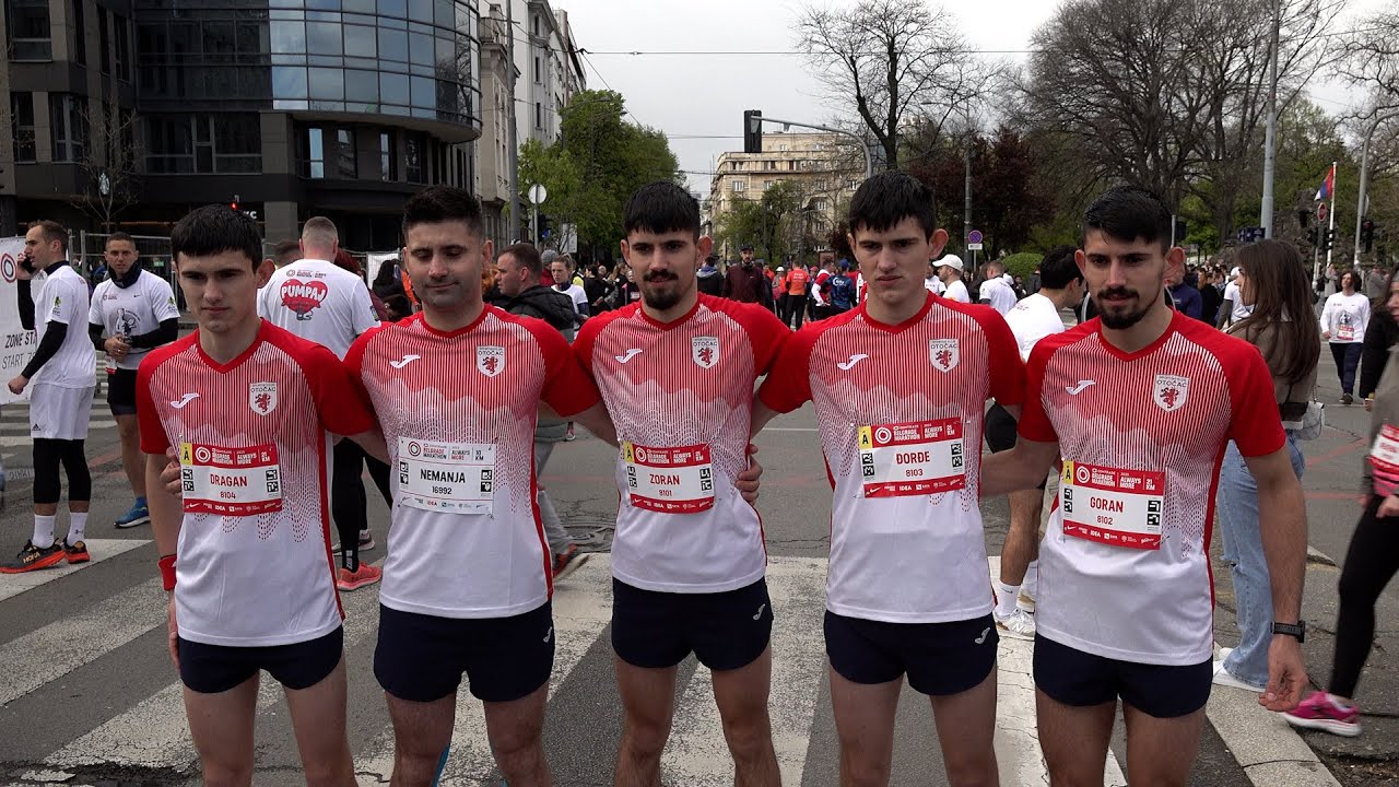 PRELEPA PRIČA SA ULICA BEOGRADA: Petorica braće iz Like među najbržima na 38. Comtrade polumaratonu