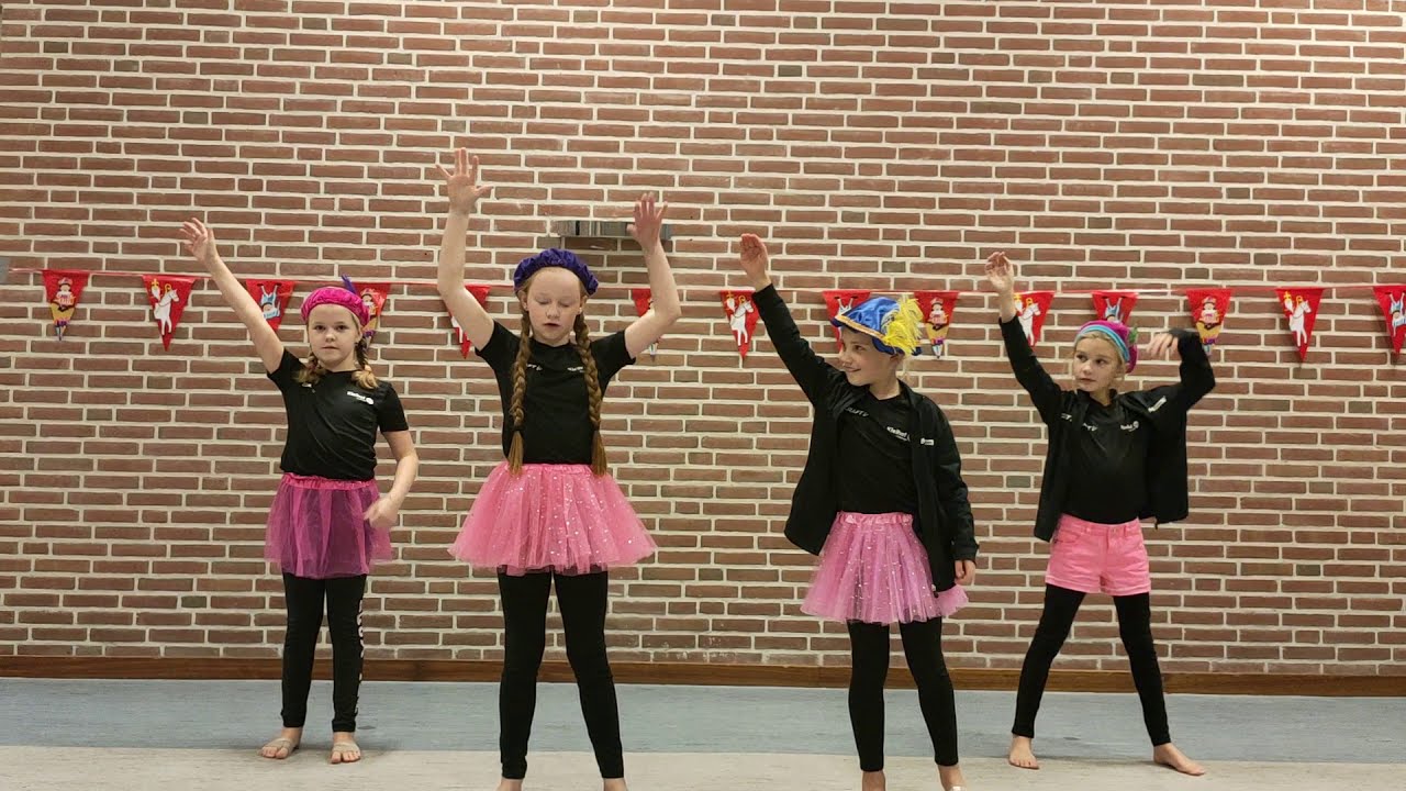 Talentgroep  RKDOS - Pietengym uitleg en dans