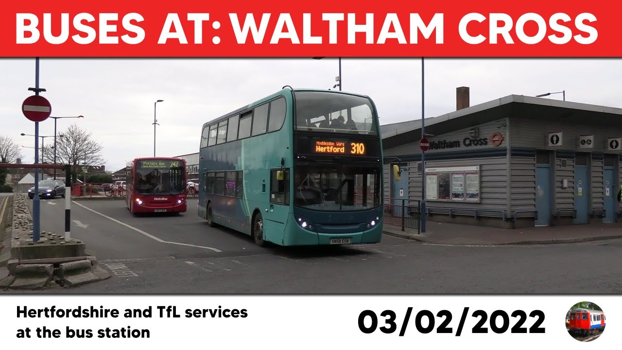 Buses at Waltham Cross 03/02/2022