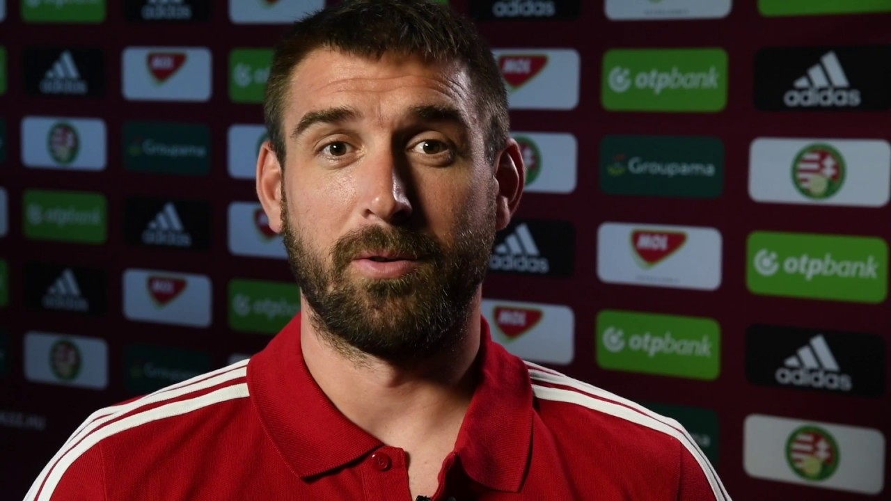 Ti kérdeztetek, aki válaszolt: Böde Dániel