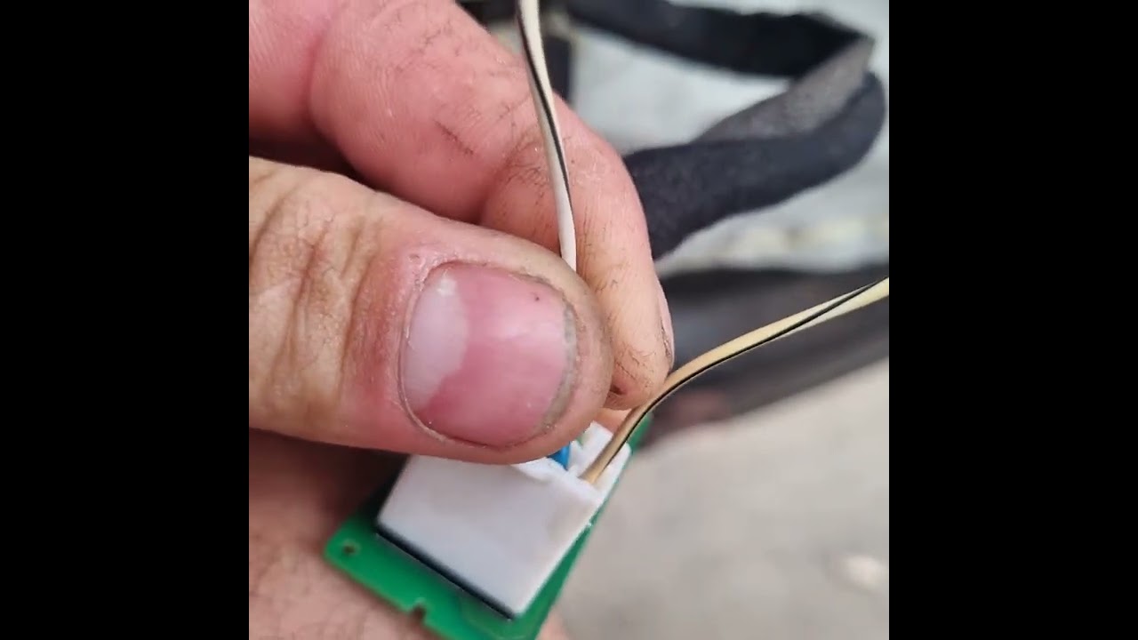 Como colocar led nos botão do vidro traseiro do hb20 (2016)