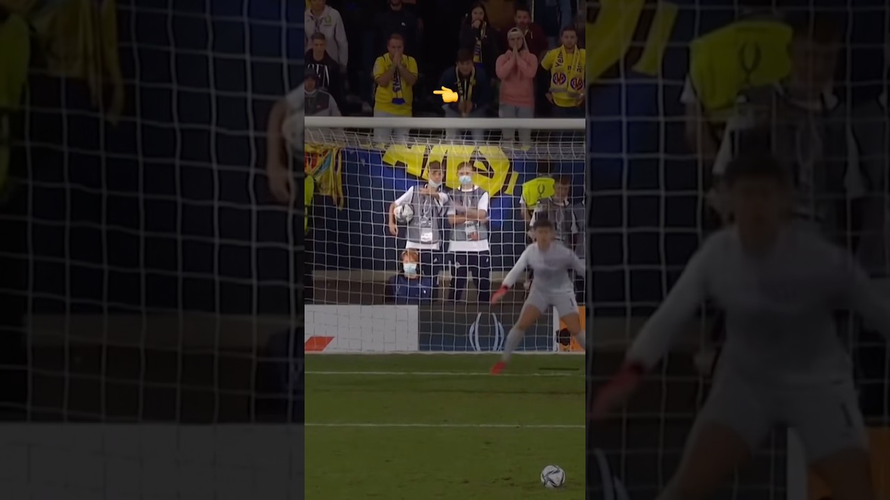 Watch the ball kids 🤣