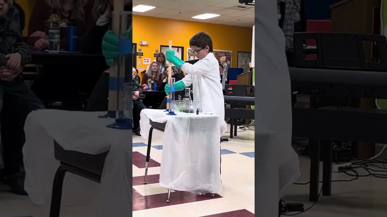Elephant Toothpaste   Live