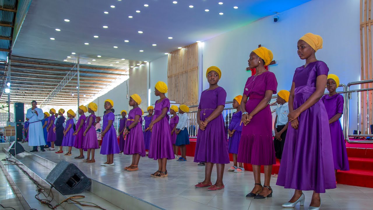 Jesus Choir /Tunasifu na Kuabudu kwa pamoja