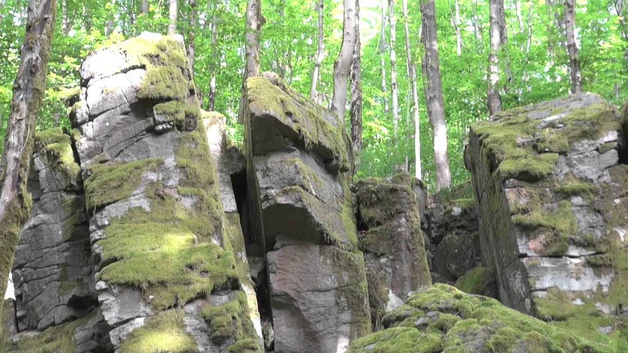 Geotope im Vogelsberg - Die UHU Klippen und der Wodestein