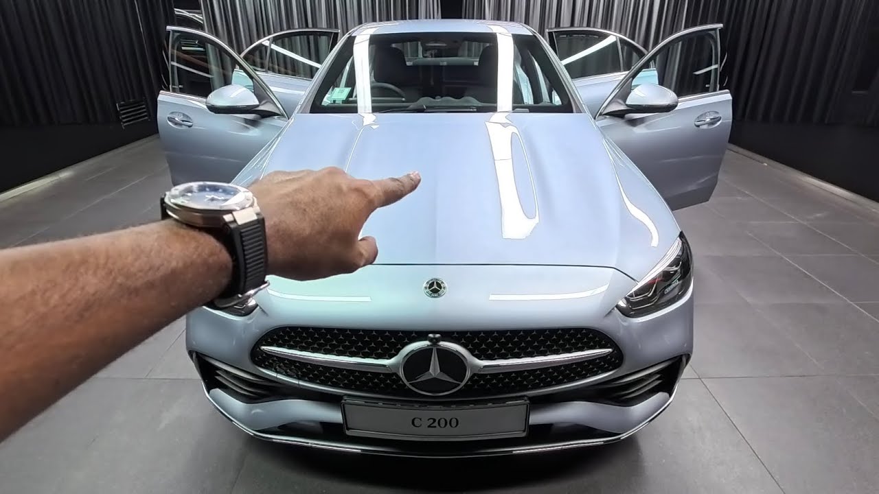 От первого лица! Новинка 2025 года! Mercedes-Benz C200 AMG Line в цвете «хай-тек серебристый» и «...