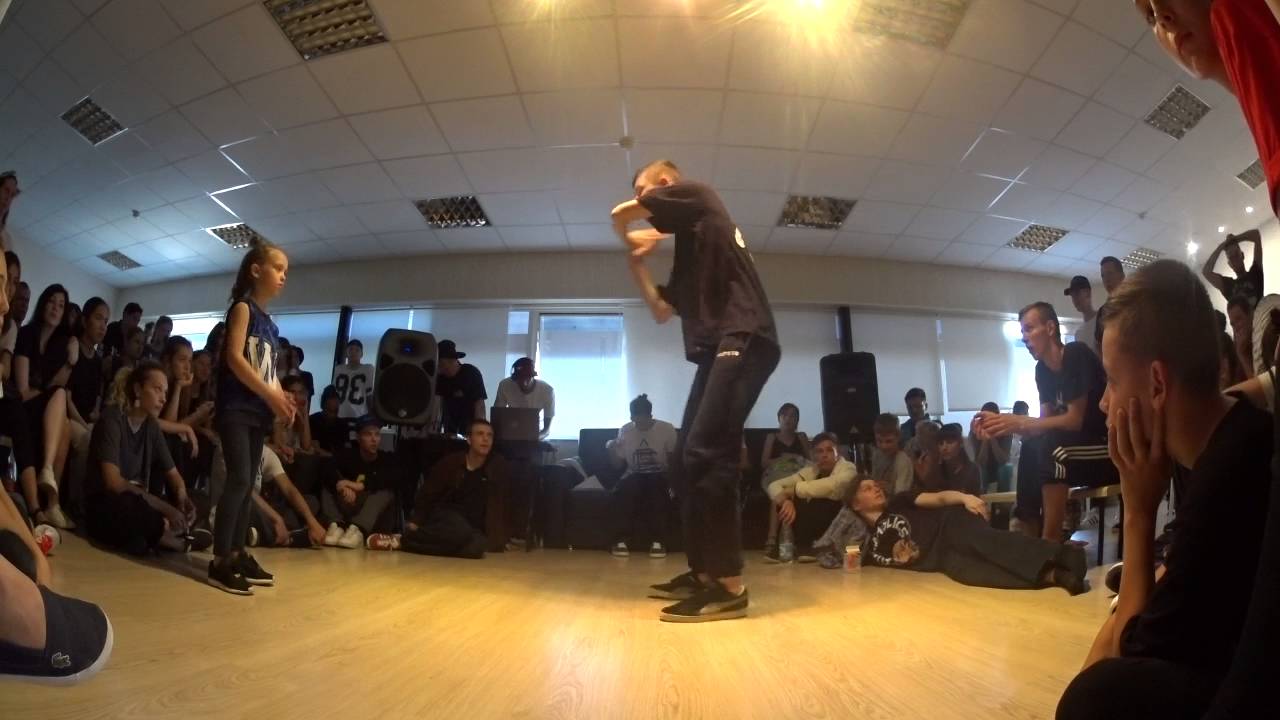 Лиана vs ВАня Шутов | 1\8 Experimental | FarSIde BATTLE |
