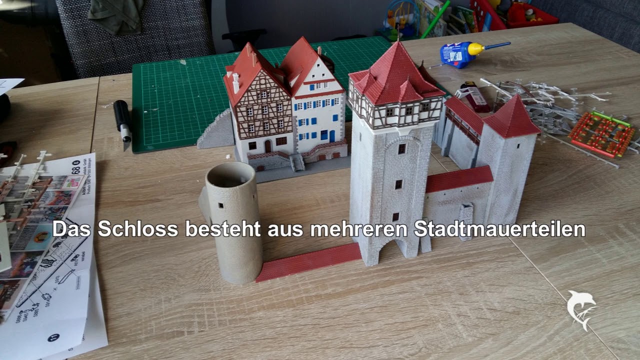 Modellbahn Spur N 1:160 Neubau Alpenbahn Schloss Dorf *1