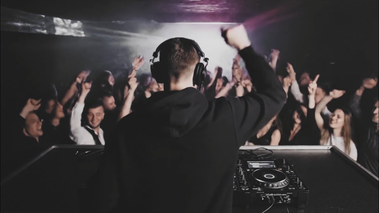 Sanciman - Mind elt&eacute;ved&uuml;nk n&eacute;ha Minimal dance remix