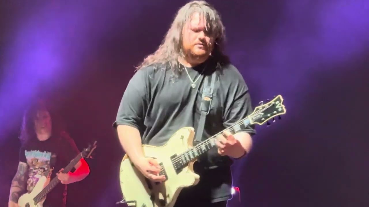 Mammoth WVH Wolfgang Van Halen “Take a Bow” Wind Creek Event Center Bethlehem PA May 4 2024