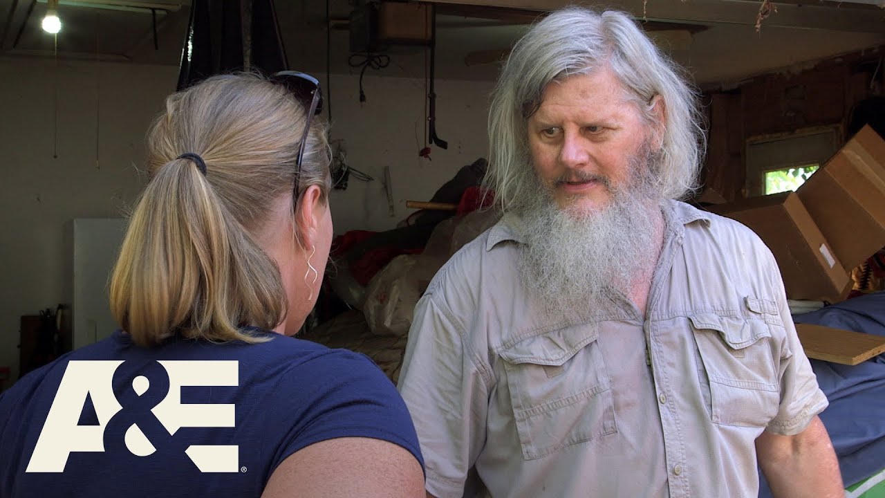 Hoarders: Greenhouse Gone Wild (Season 9) | A&E