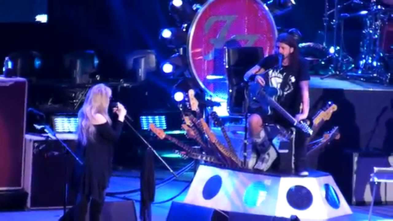 Foo Fighters, Stevie Nicks, Haim - STOP DRAGGIN' MY HEART AROUND @ The Forum L.A. 09-21-15