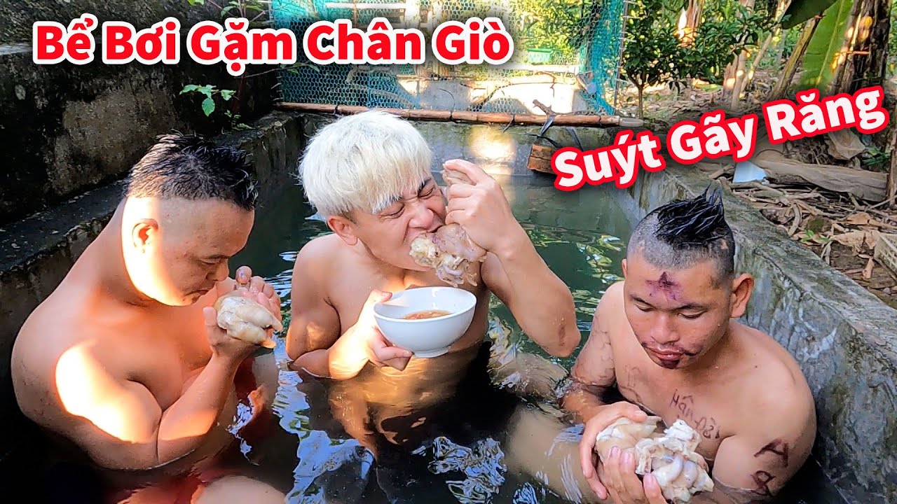 Hậu Cáo - Thử Thách Làm Bể Bơi Gặm Chân Giò Luộc Cười Vỡ Bụng