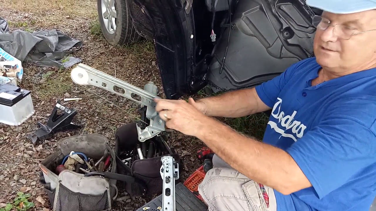 Replacing electric rear window mechanism on a W163 Mercedes ML500
