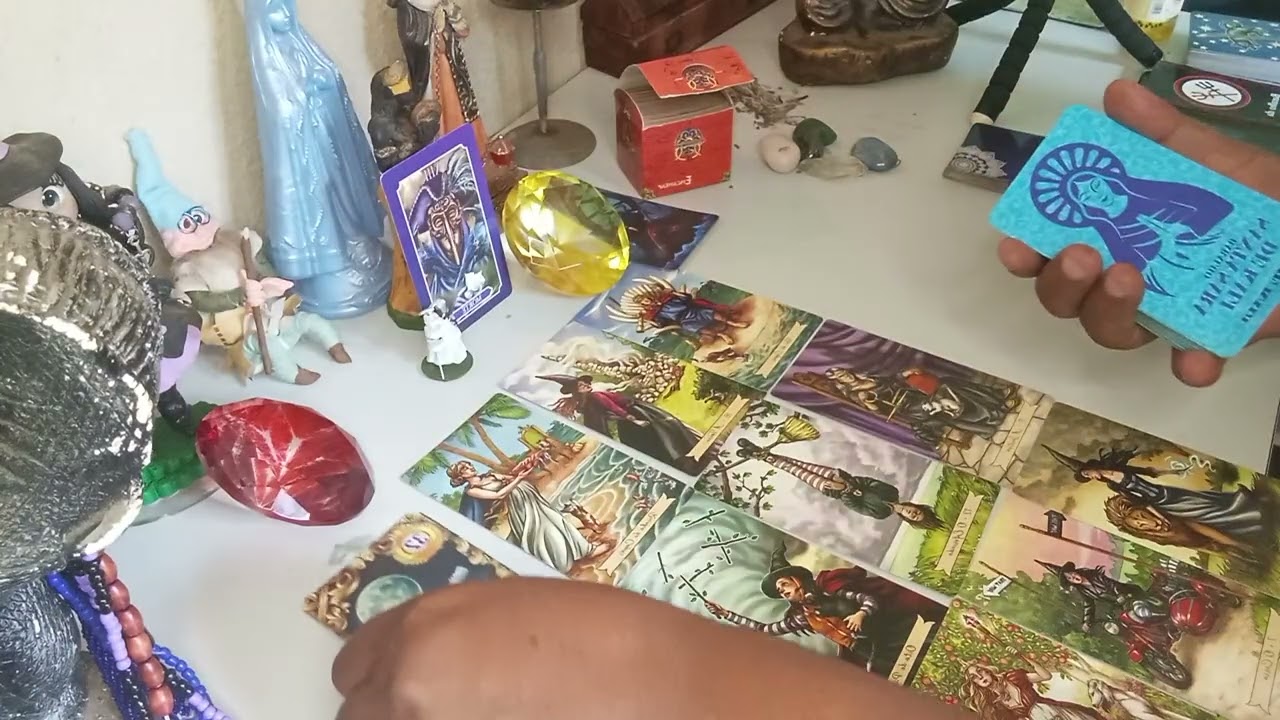 O que passa na cabeça dele(a) e no coração o que vai fazer. ❤️ Como está a vida do consulentes 📿🙏