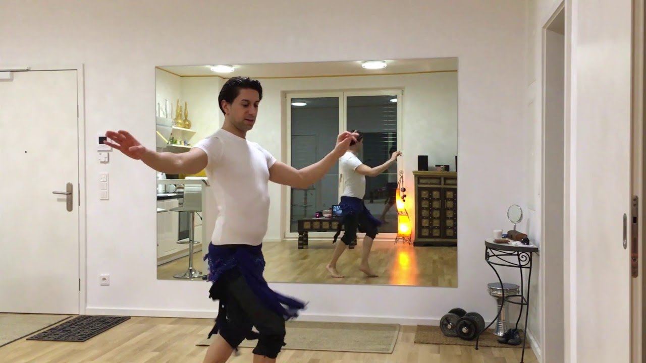 Belly Dance training with Zadiel! Today: Hip turn, Pas de Bourree backwards with kicks
