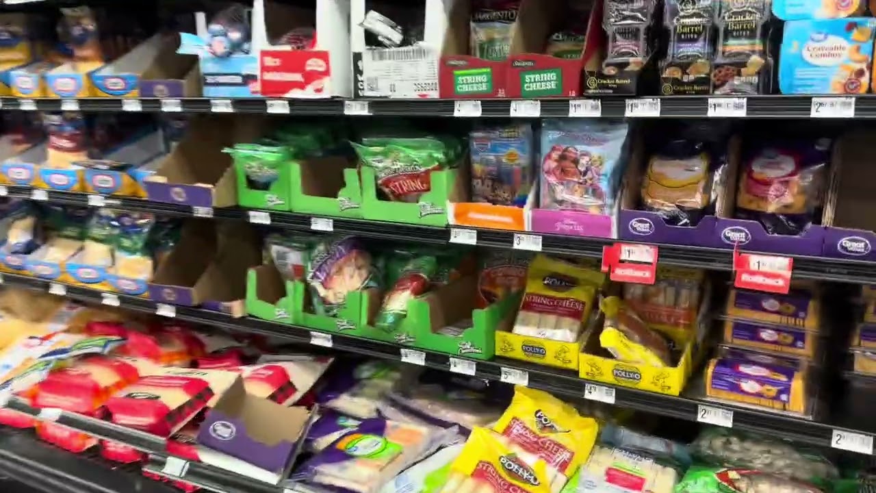Walmart filled with valentine shoppers I was there