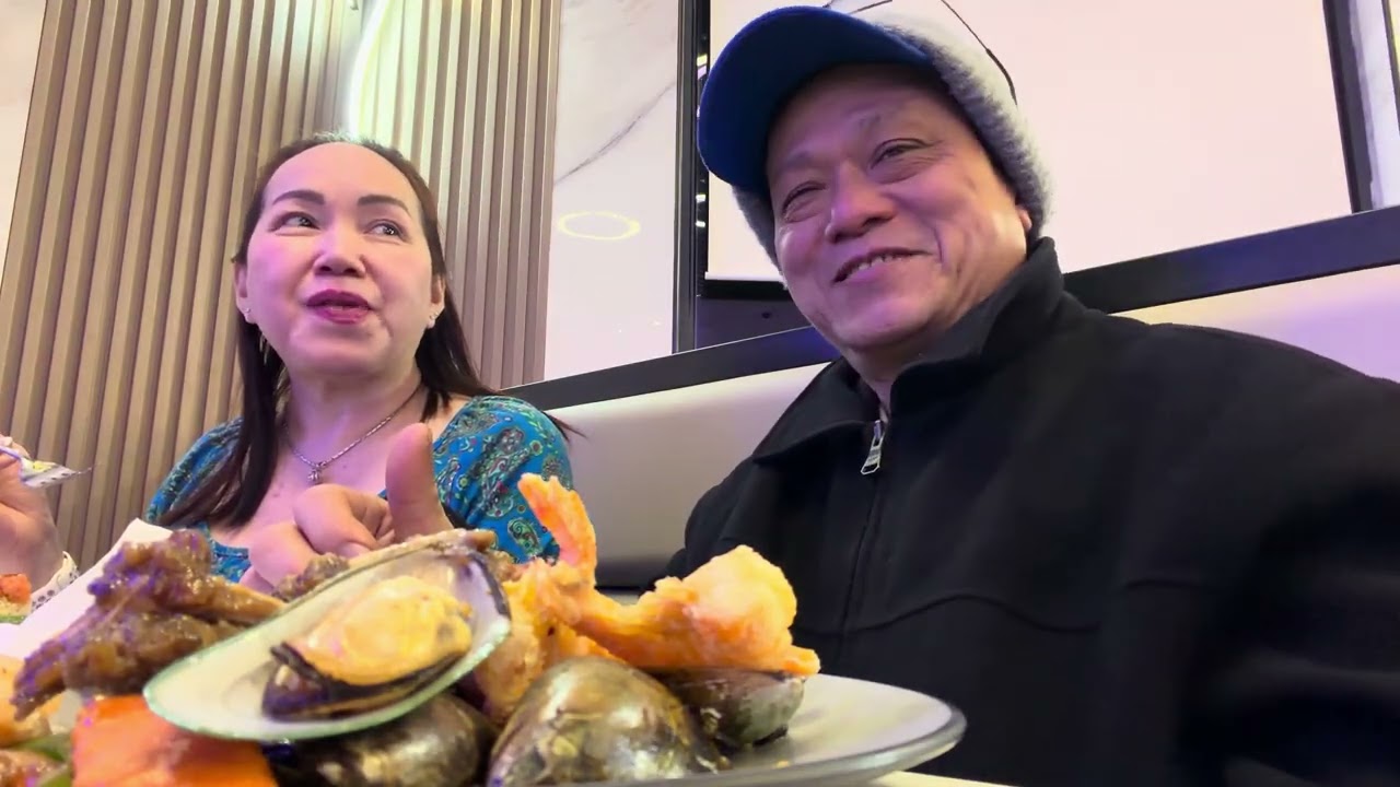 January 18, 2026 .gia dinh bau troi Wichita di thuong thuc lai buffet ok khong.