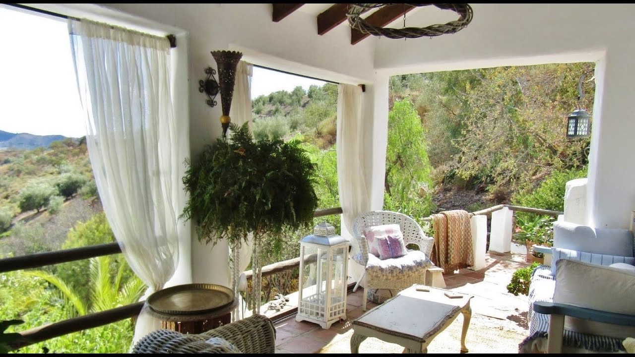 Finca de la Reina, inside