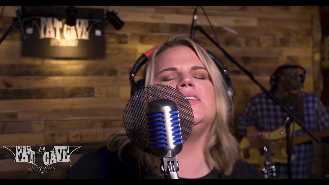 Bek and the Starlight Revue - Tell Me [Fat Cave Sessions]