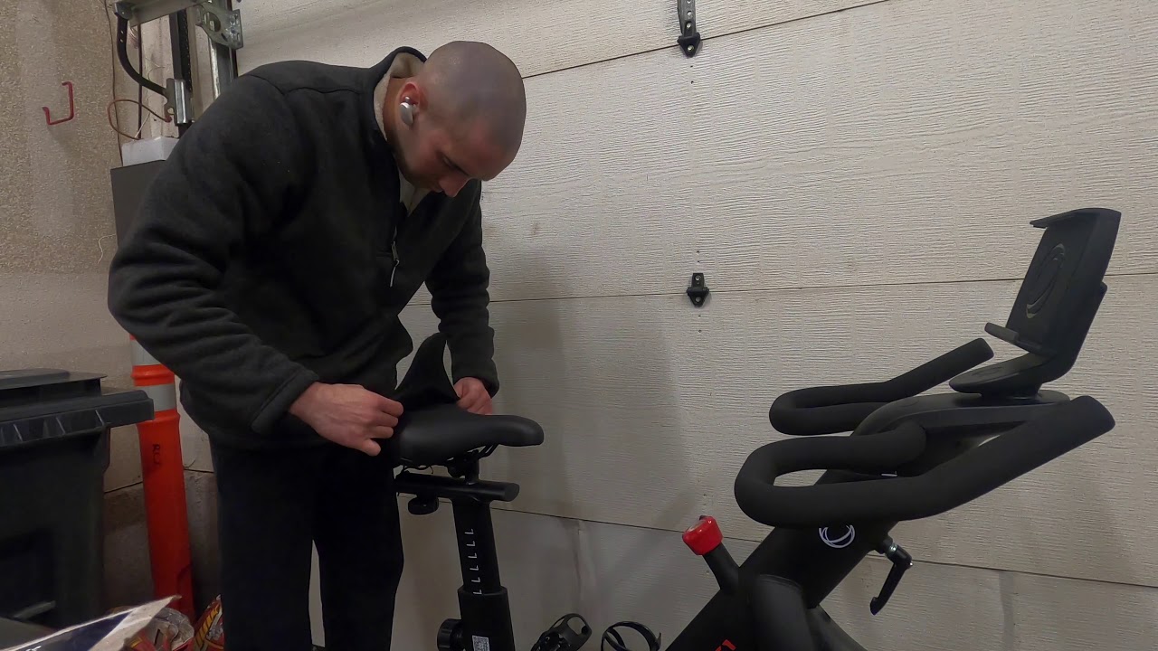 Putting together Inspire IC1 5 Indoor Cycle   4K