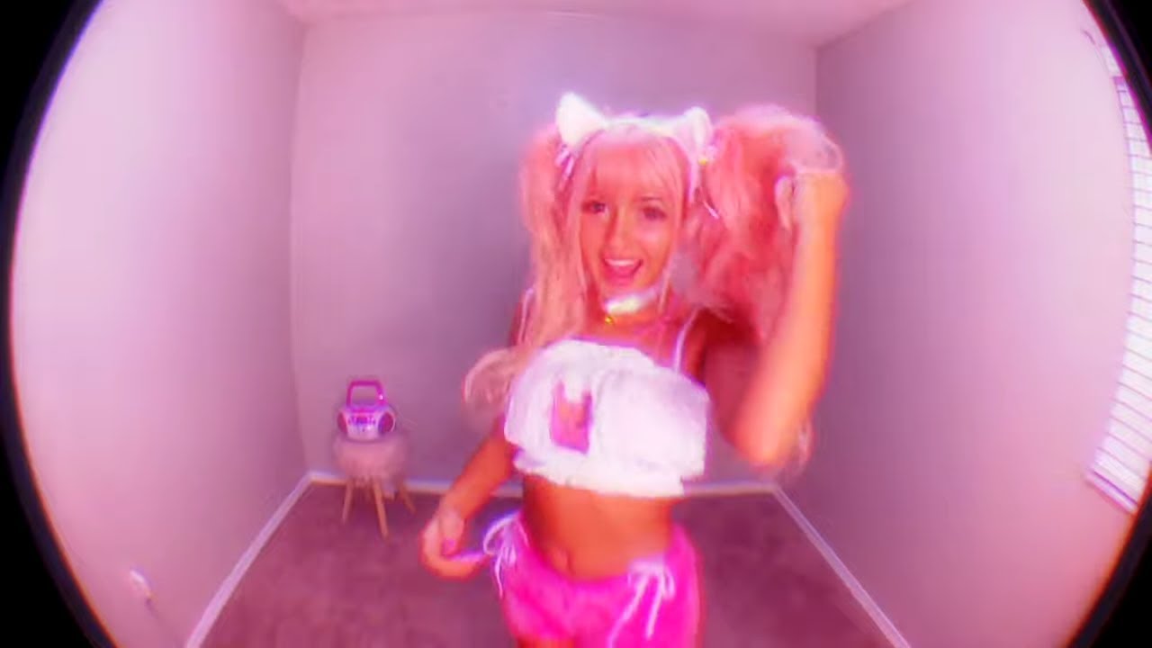 PiNKII - Hello Kitty Prod. Budokai x Taiketsu (Quarantine Music Video)