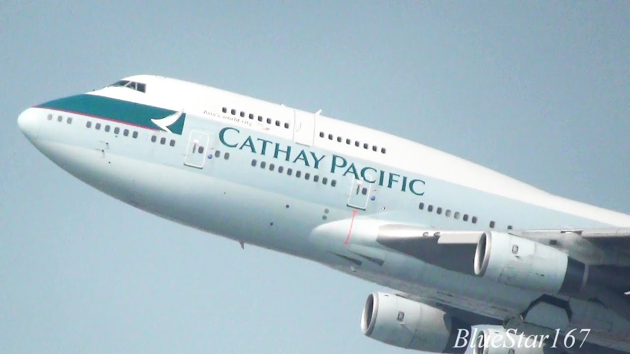 Cathay Pacific Airways Boeing 747-400 (B-HUG) takeoff from HKG/VHHH (Hong Kong Chek Lap Kok) RWY 25L