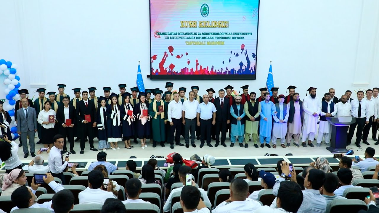 Termiz davlat muhandislik va agrotexnologiyalar universiteti talabalariga diplom topshirilmoqda
