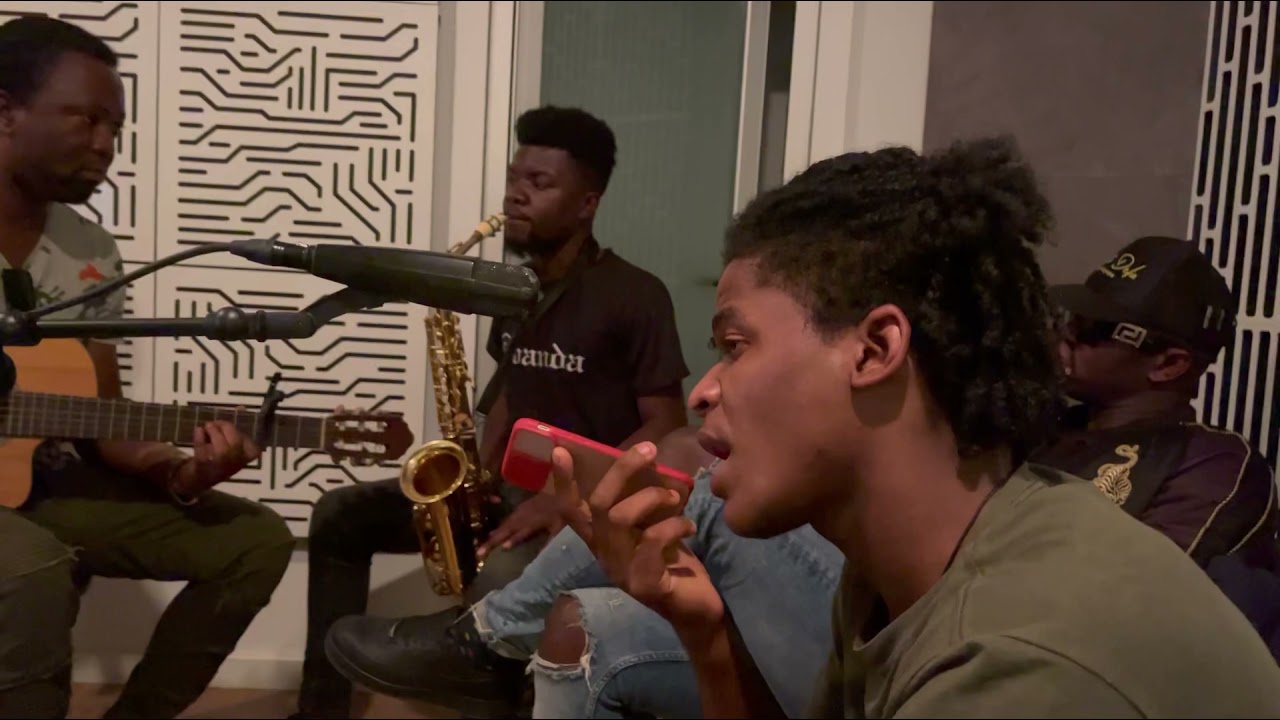 PARSON canta em UMBUNDU “Saudades” é a música mais esperada em ANGOLA 🇦🇴