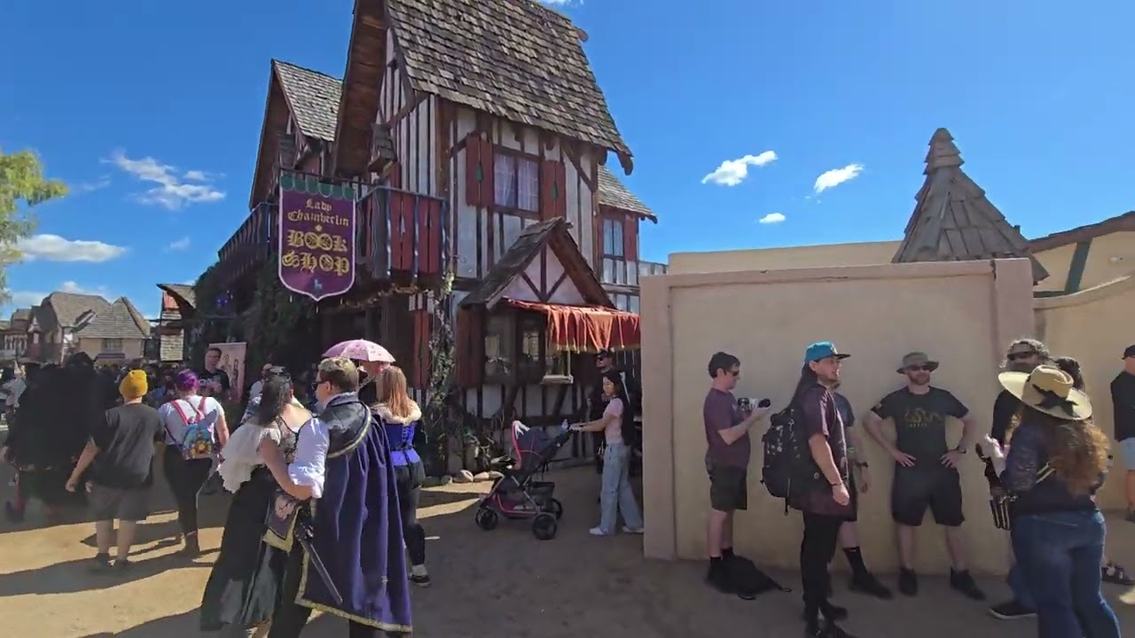 Is This the BEST Valentine’s Date in Arizona?! 💘🏰 | Renaissance Festival 2026