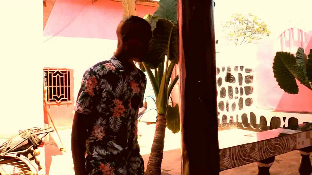 future comedy kugira ubwoba wagiyekwisiramuza kubuntu