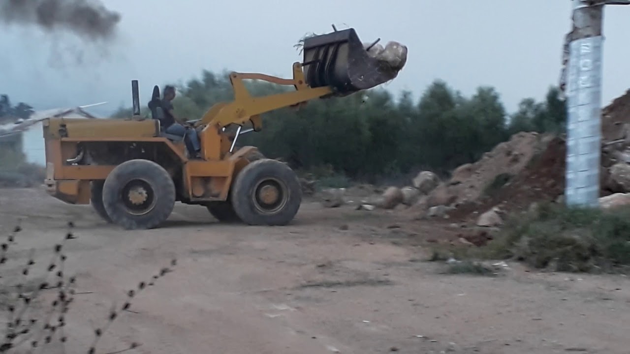 Chaseside Loader 1750