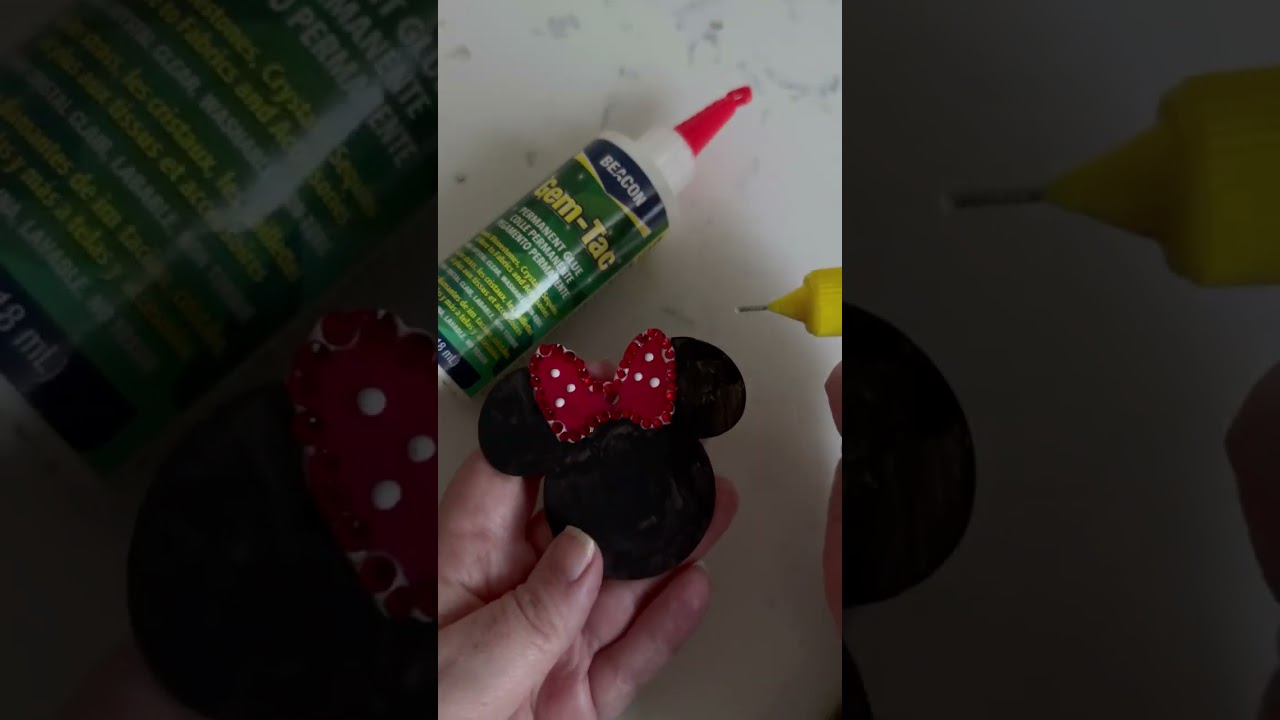 Let's Make Our Our Own Minnie Mouse Keychain!
