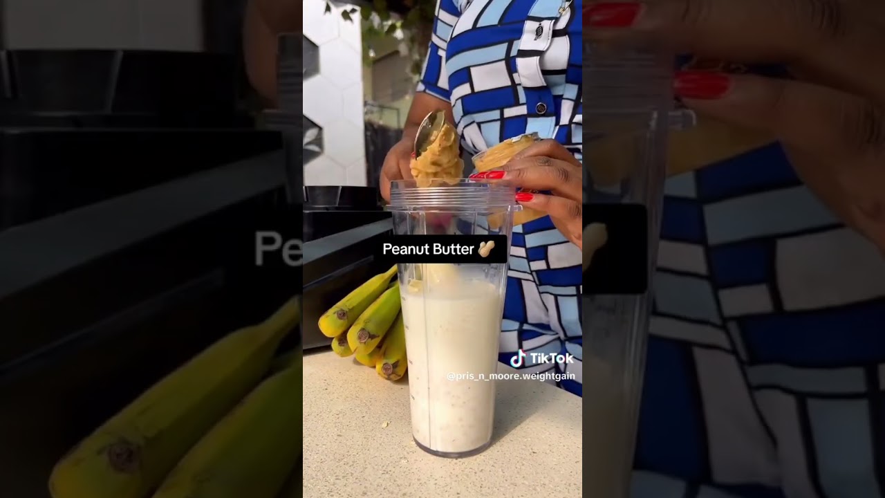Smoothies for a Bigger Booty 🍑 Try these glutegrowth tips now!#BootyGains #GluteGrowth #SmoothieTips