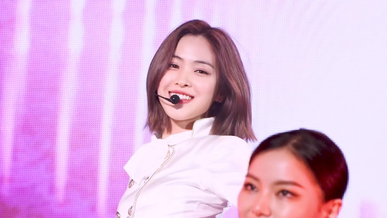230212 ITZY 류진 직캠 [4K] WHAT I WANT 있지 RYUJIN FANCAM @The 2nd Fan Meeting