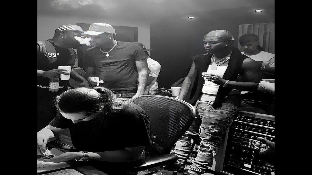 Pop Smoke and Fivio Foreign recording ''Showin Off Pt.1'' (Full Studio Session) [06.26.2019] (HQ)