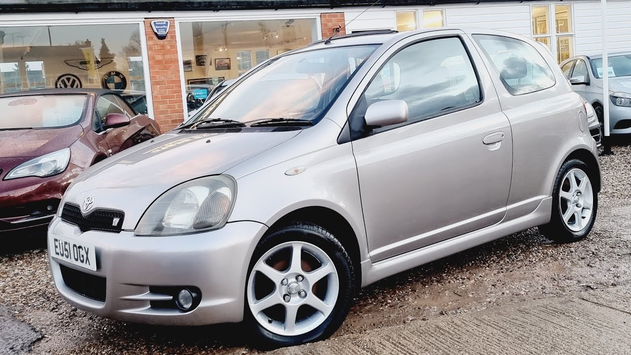 2001 Toyota Yaris 1.5 T SPORT VVT-I 3d 105 BHP SUNROOF from Kiteley Motors