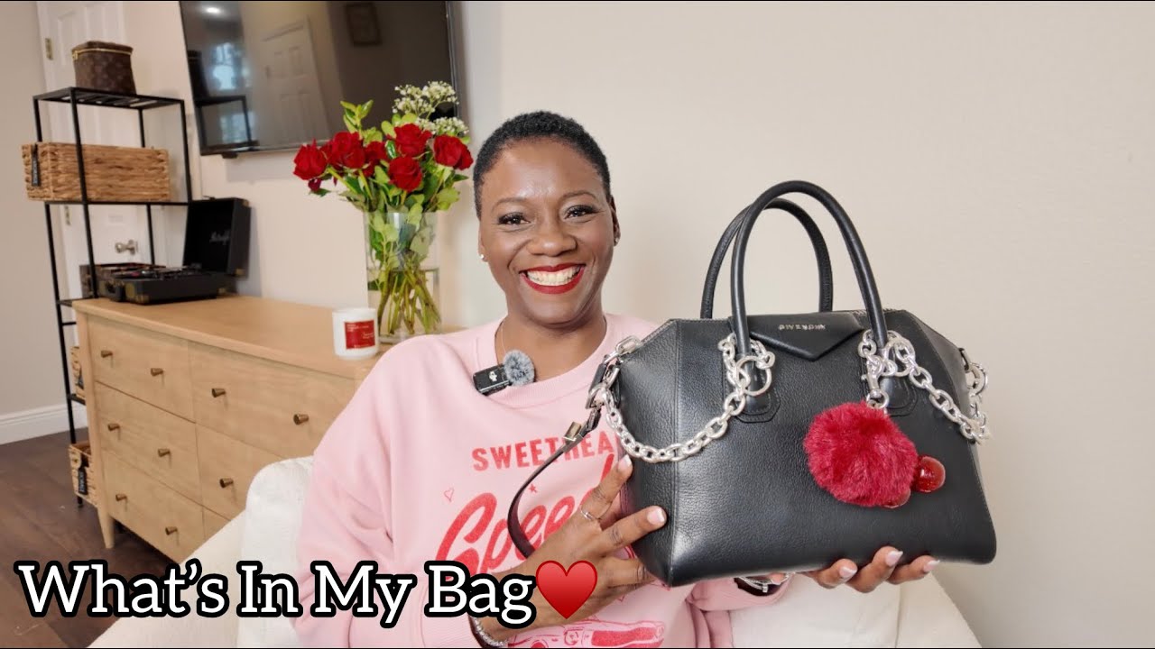 What’s In My Bag ♥️ Valentine’s Edition | Cozy Accessories, Winter Essentials & Self-Love