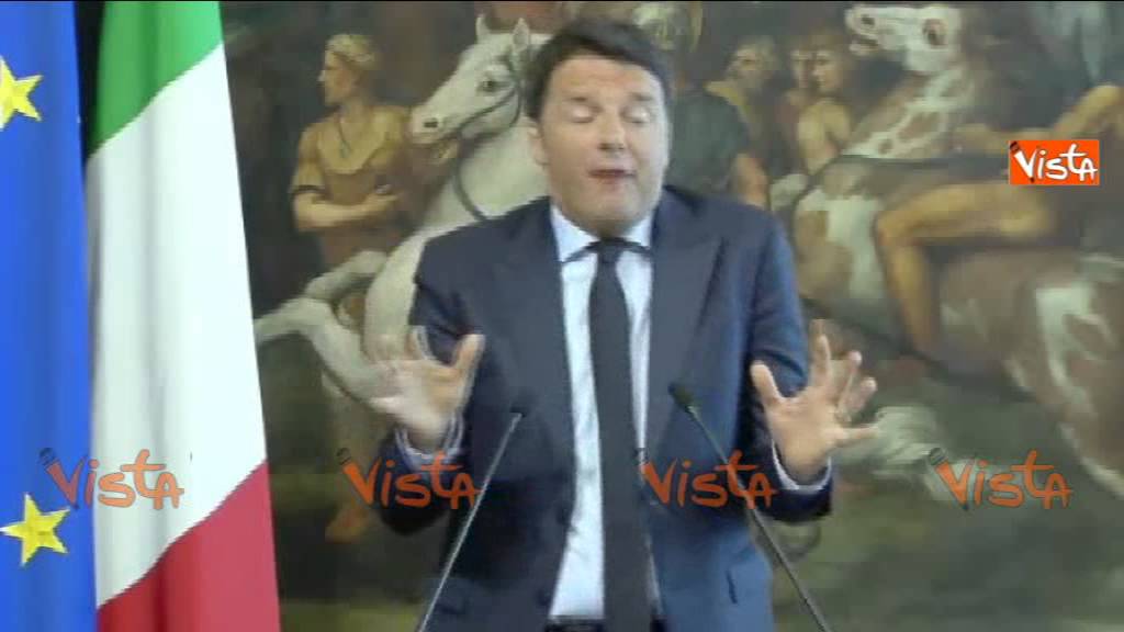 RENZI SPIEGA IL BLOCCO NAVALE AI PROFESSIONISTI DEI TALK SHOW