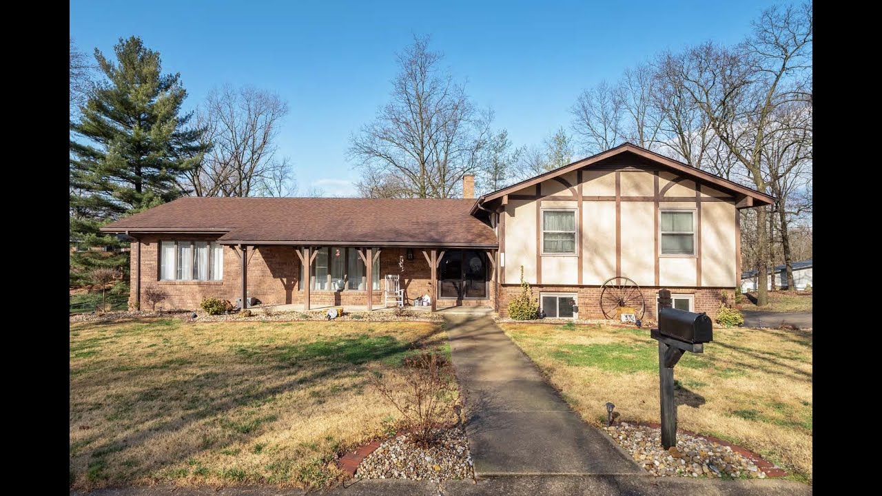 435 N Olive Street, Trenton, IL 62293