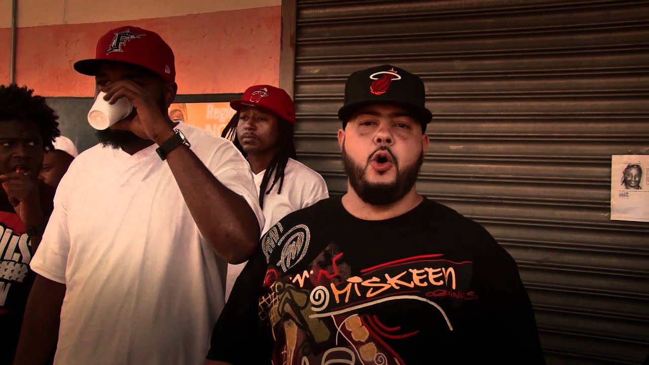 CASTRO FEAT LUHOUND - 