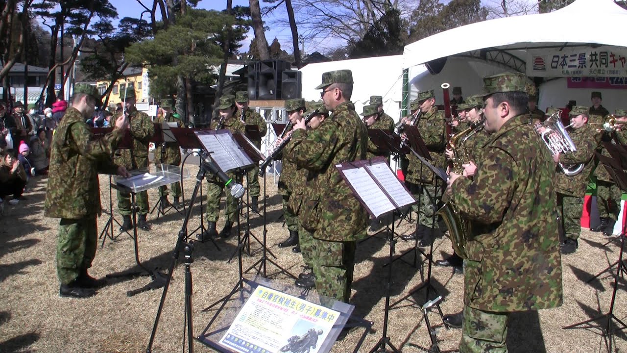 Ue o Muite Arukō (Sukiyaki) - Japanese Army Band