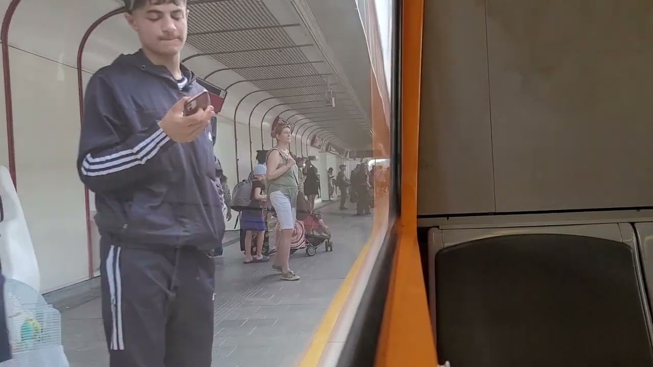 U1 Mitfahrt Leopoldau nach Reumannplatz (U-Bahn Wien SGP Type U1/U11; 2228/3207/3304)(21.06.2024)