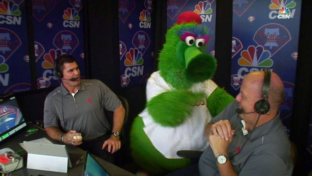 PIT@PHI: Phanatic wishes McCarthy a happy birthday