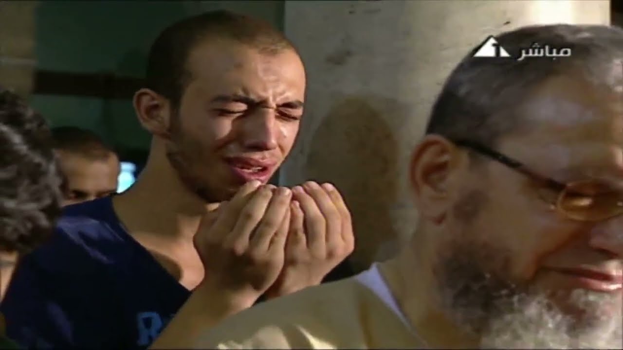 دعاء ختام القران من الجامع الازهر بحضور فضيلة شيخ الازهر بصوت الشيخ مصطفلى عزت حميدان