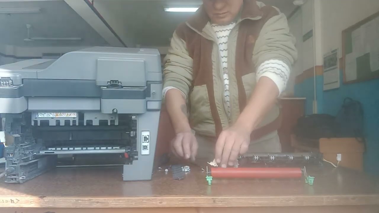 brother dcp 2540 hitting roller replace how to ?