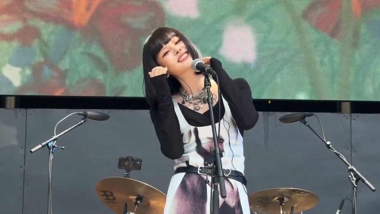 王OK WANG OK - Before Spring Ends 가사 해석 (live @ Head in the Clouds New York)