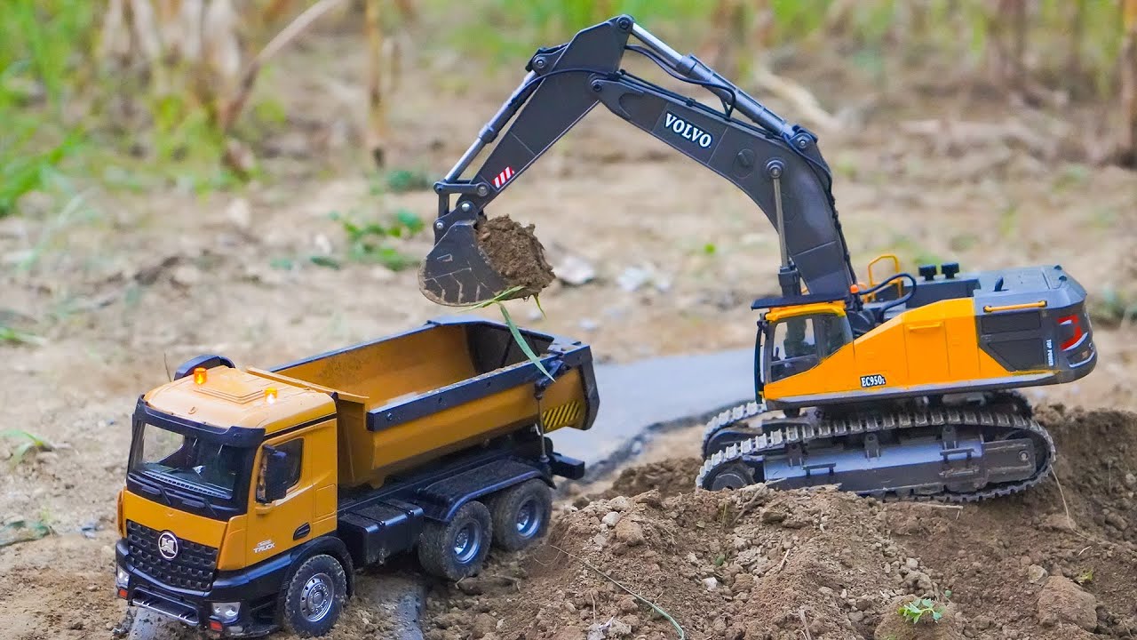 Volvo RC Excavator Huina 1593, Huina Truck 1573 1/14 RC Scale Dig and Dump Soil