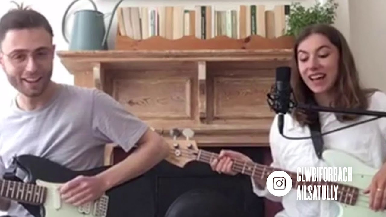 Sunday Sessions with Ailsa Tully