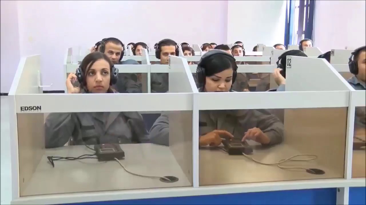 روبورتاج حول الدفعة الثالثة لضباط الفرق بالمدرسة العليا للجمارك بوهران